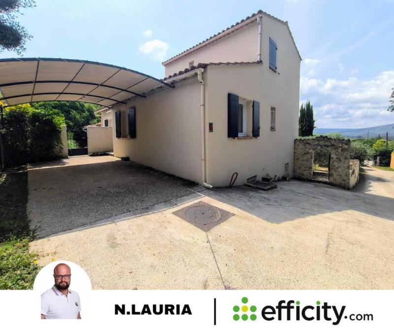 Maison - 180 m² - 8 pièces