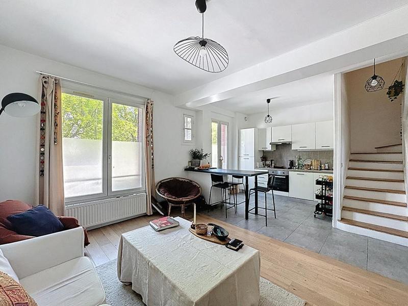 Maison - 71 m² - 5 pièces