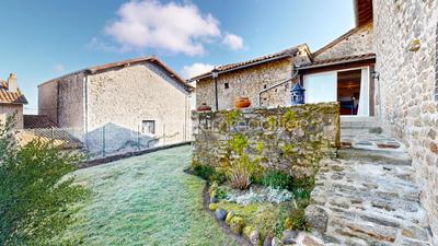 Corps de ferme - 160 m² - 6 pièces