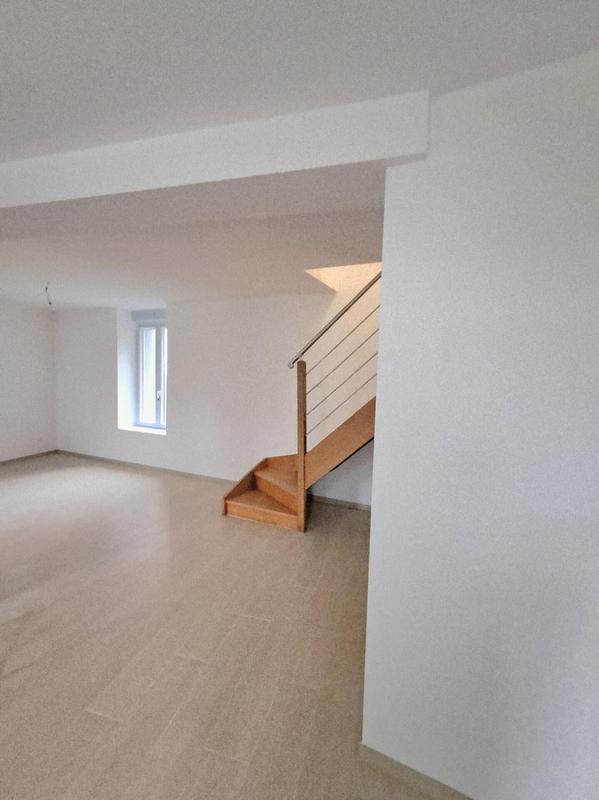 Maison - 93 m² - 4 pièces