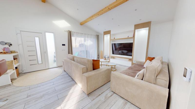 Maison - 130 m² - 6 pièces