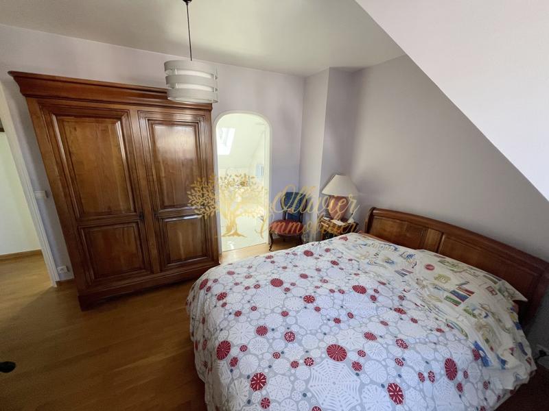 Pavillon - 135 m² - 6 pièces