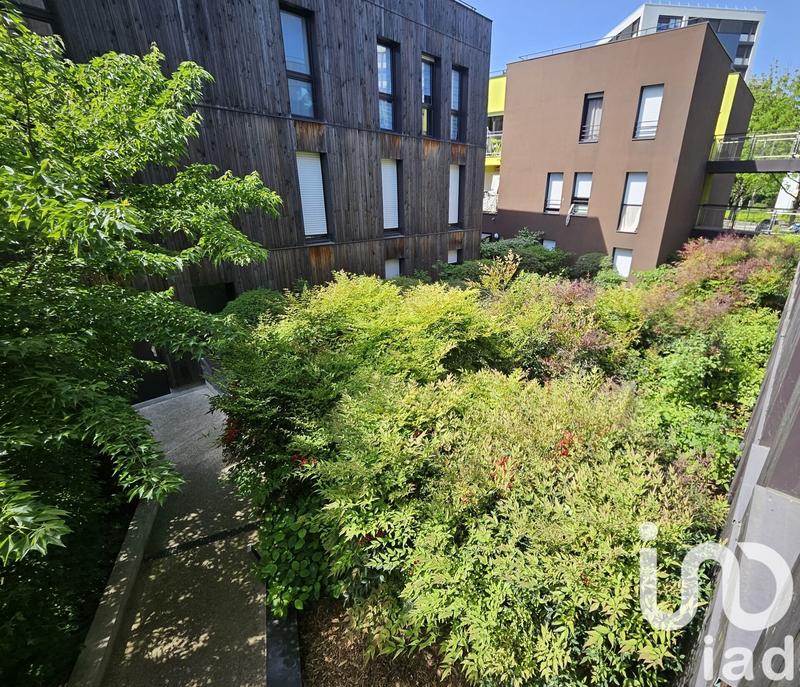 Appartement - 94 m² - 5 pièces