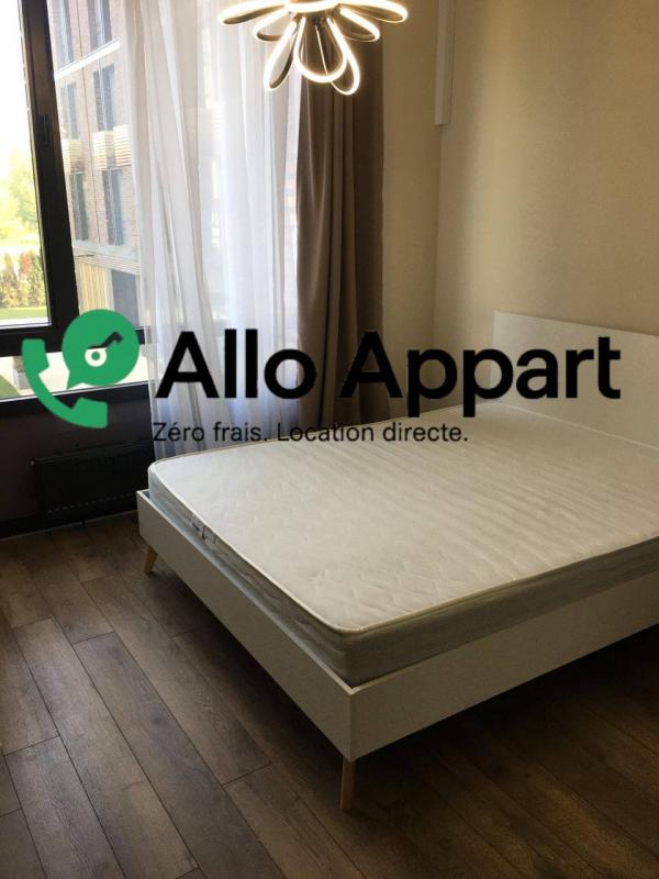 Studio - 30 m² - 1 pièce