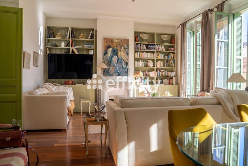 Appartement - 144 m² - 6 pièces