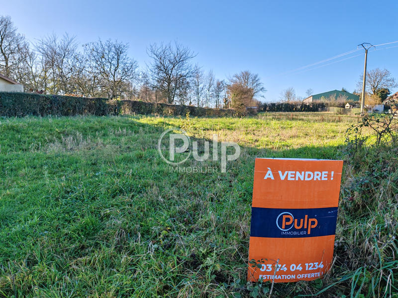 Terrain constructible - 2 071 m²