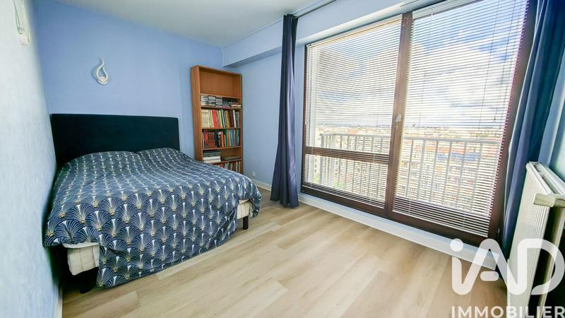 Appartement - 99 m² - 5 pièces