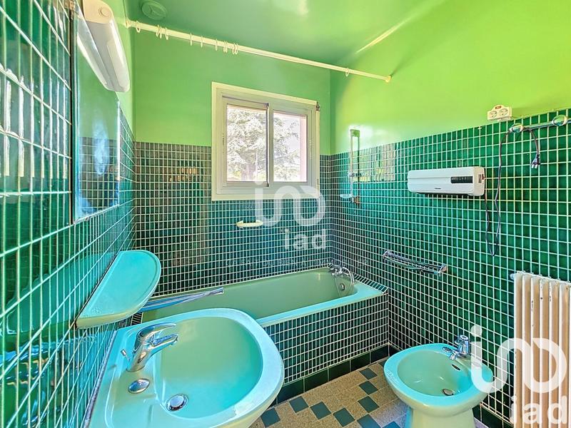 Maison - 250 m² - 10 pièces