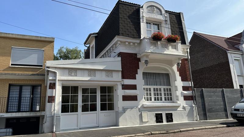 Maison bourgeoise - 110 m² - 4 pièces