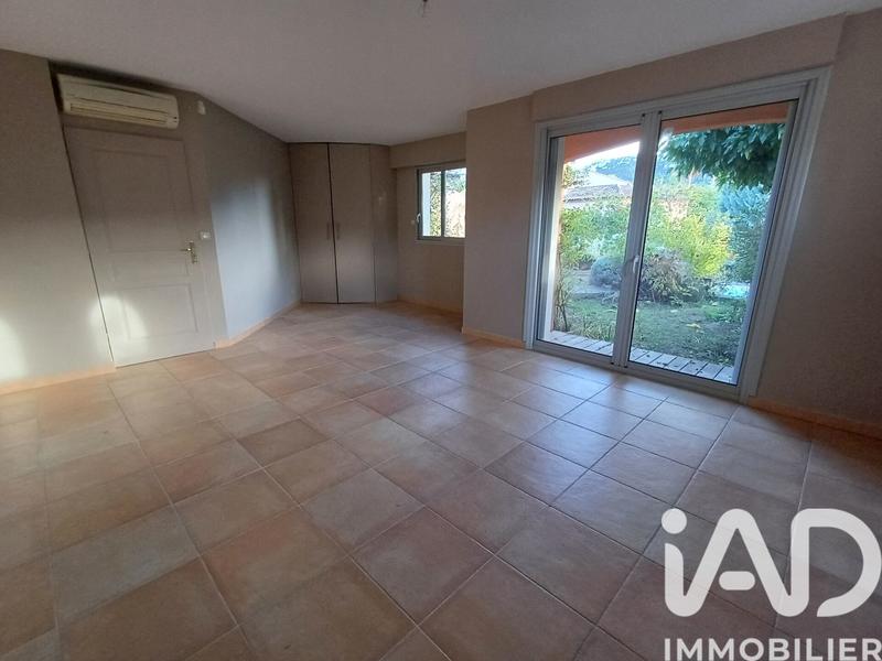 Maison - 200 m² - 7 pièces