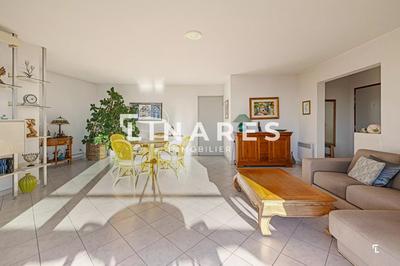 Appartement - 80 m² - 3 pièces