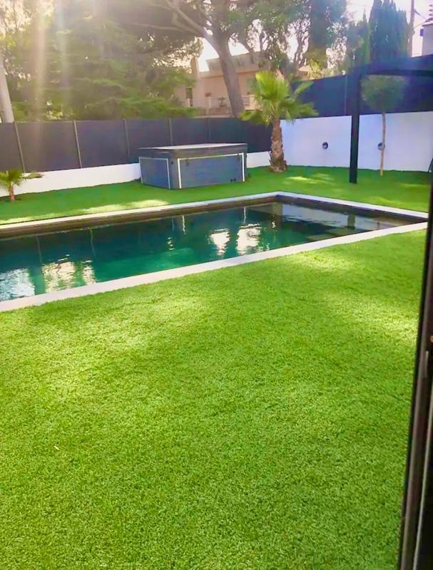 Maison - 165 m² - 5 pièces