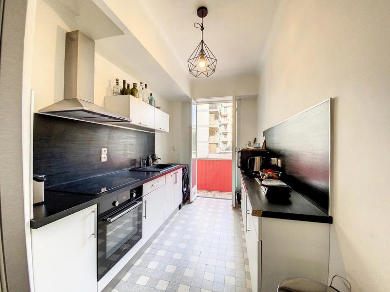 Appartement - 75 m² - 3 pièces