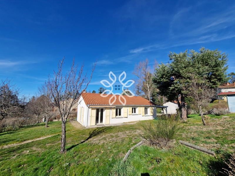 Maison - 82 m² - 4 pièces