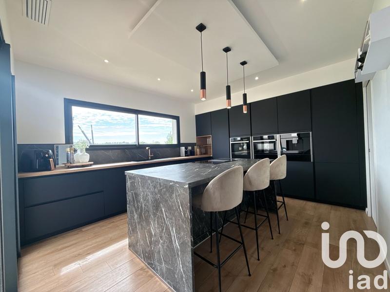 Maison - 160 m² - 5 pièces