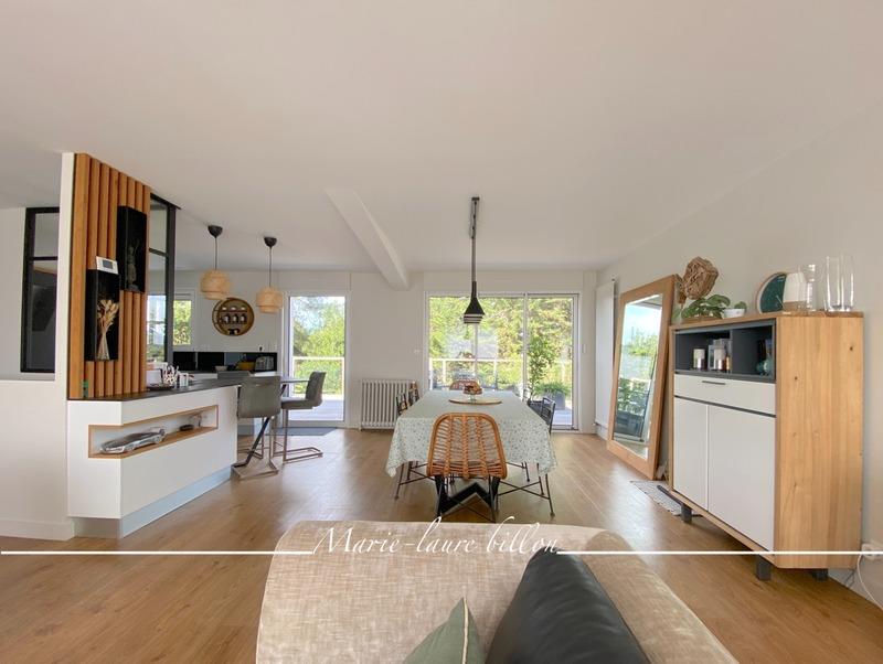 Maison - 140 m² - 5 pièces