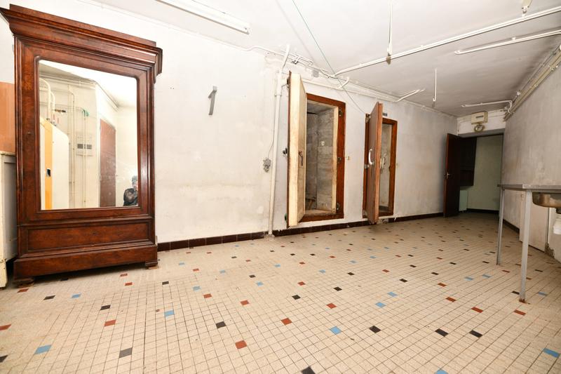 Maison - 127 m² - 9 pièces