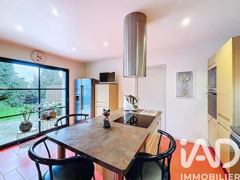 Maison - 185 m² - 6 pièces