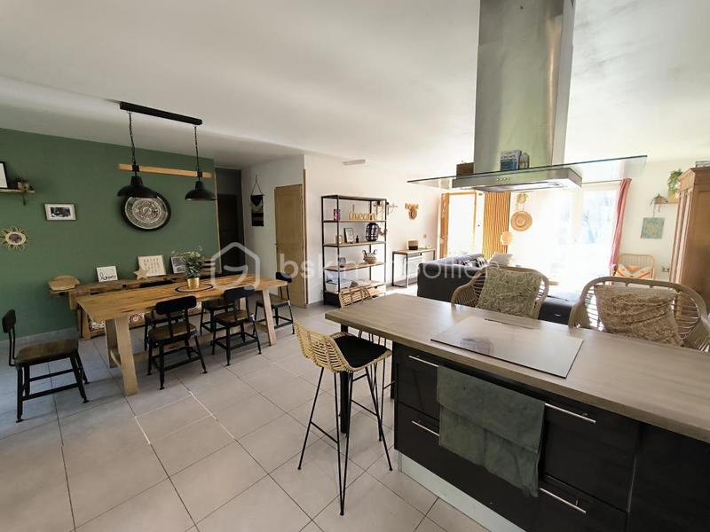 Maison - 101 m² - 4 pièces