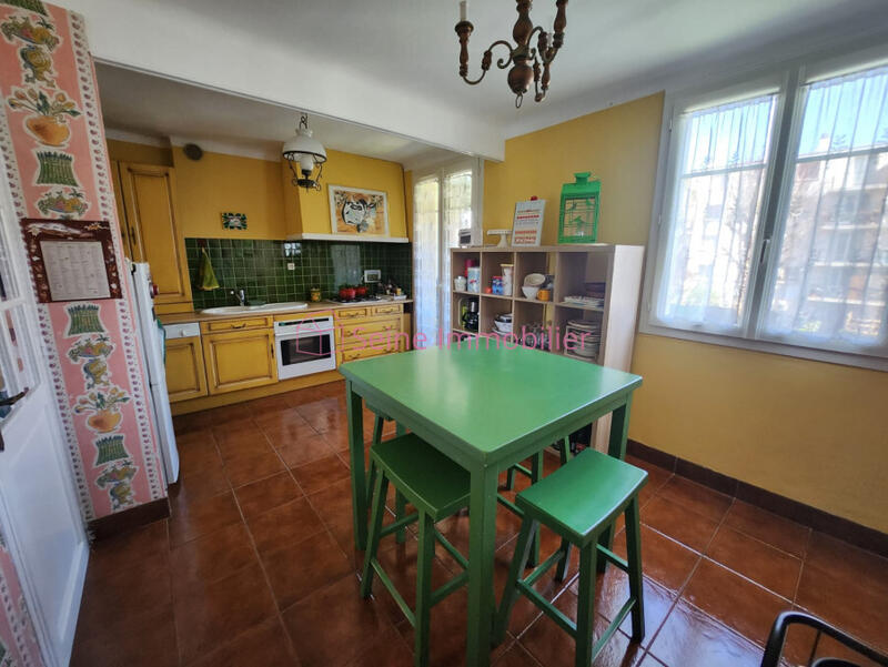 Appartement - 64 m² - 4 pièces