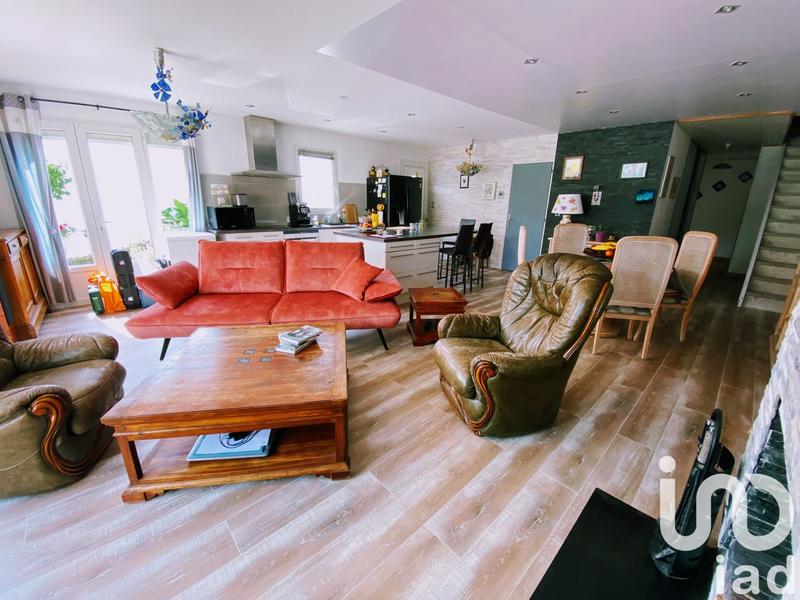 Maison - 141 m² - 6 pièces