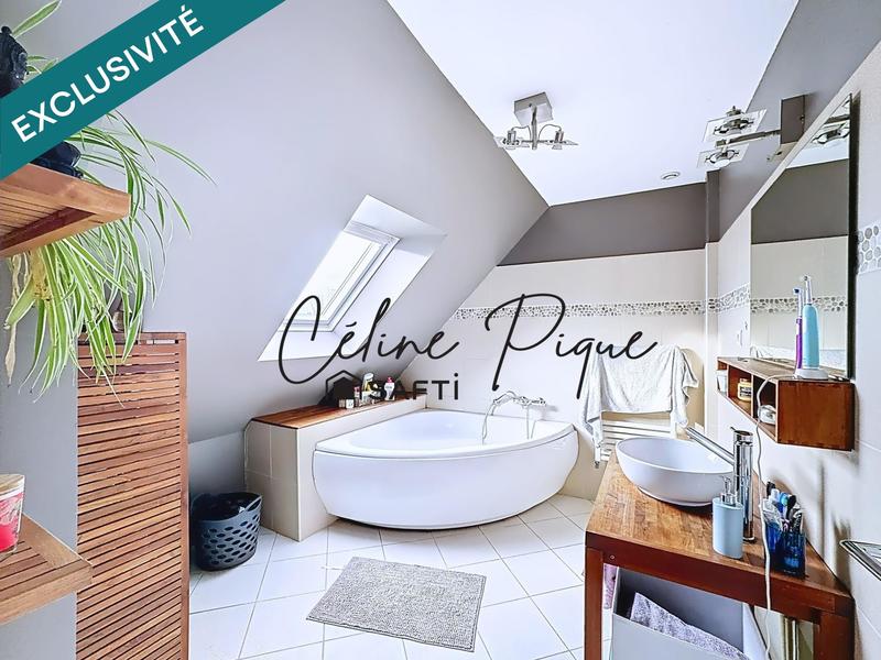 Maison - 127 m² - 7 pièces