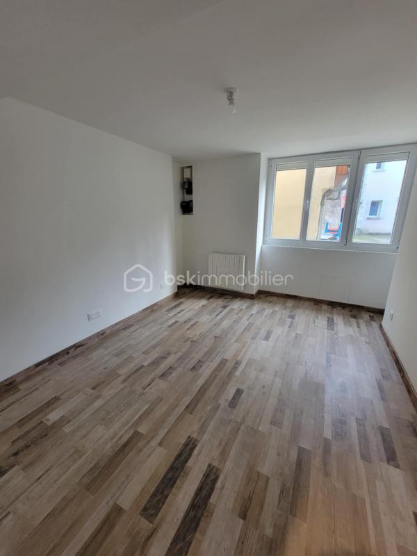 Maison - 65 m² - 3 pièces