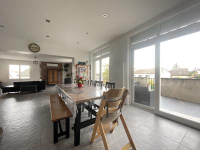Maison - 144 m² - 6 pièces