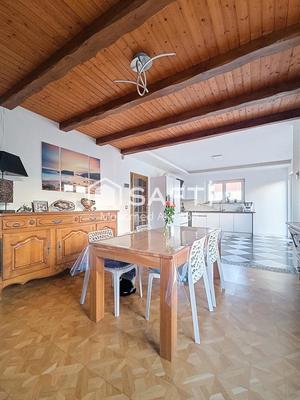 Maison - 184 m² - 6 pièces