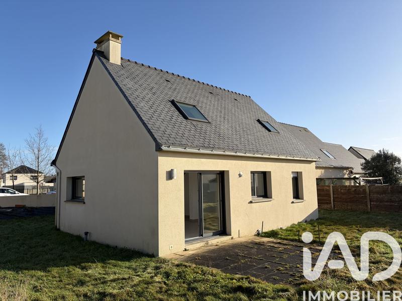 Maison - 82 m² - 6 pièces