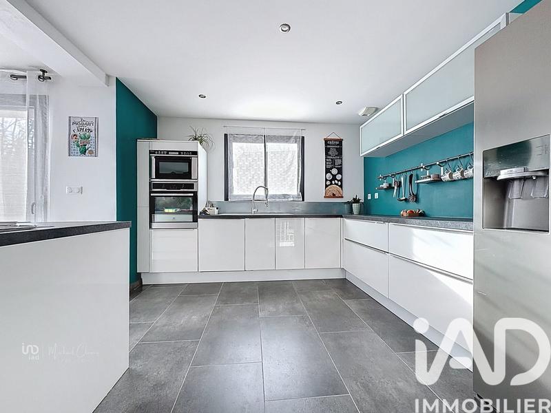 Maison - 159 m² - 6 pièces