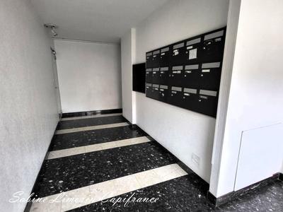 Appartement - 75 m² - 4 pièces