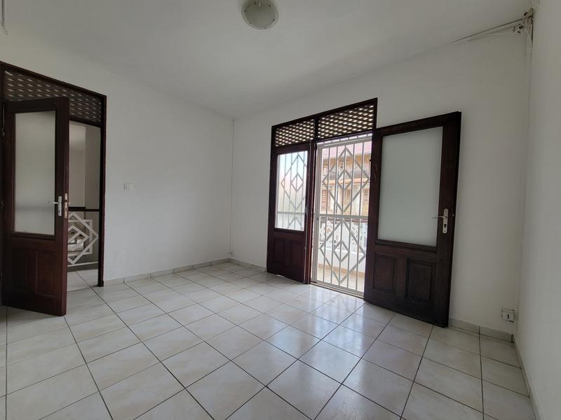 Immeuble - 298 m² - 6 pièces