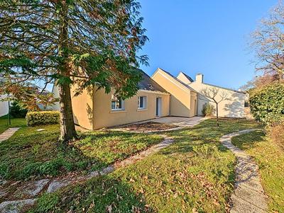 Maison - 133 m² - 6 pièces