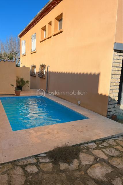 Maison traditionnelle - 133 m² - 6 pièces