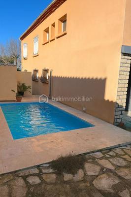 Maison traditionnelle - 133 m² - 6 pièces