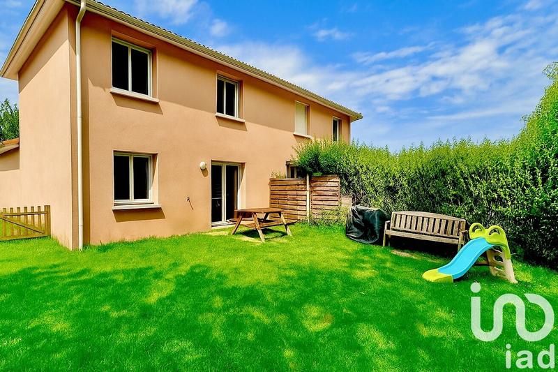 Maison - 80 m² - 4 pièces