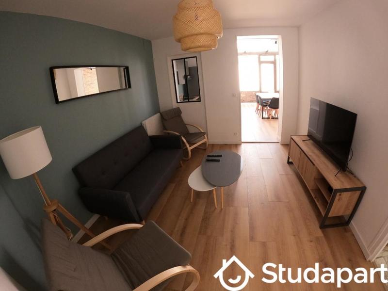 Chambre - 14 m² - 1 pièce