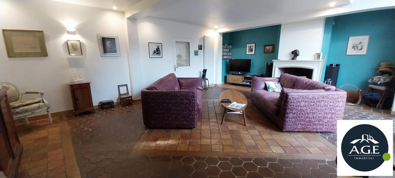 Maison - 200 m² - 5 pièces