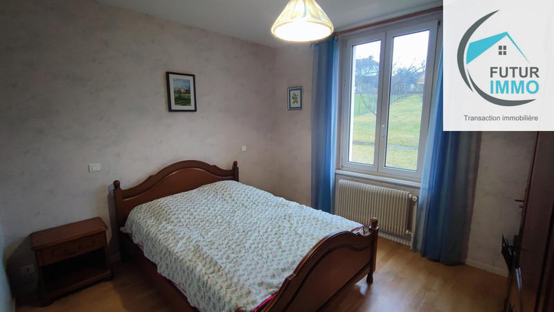 Maison - 104 m² - 5 pièces