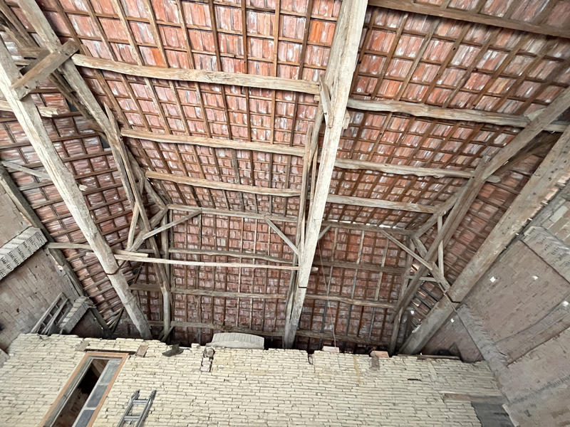 Maison - 300 m² - 5 pièces