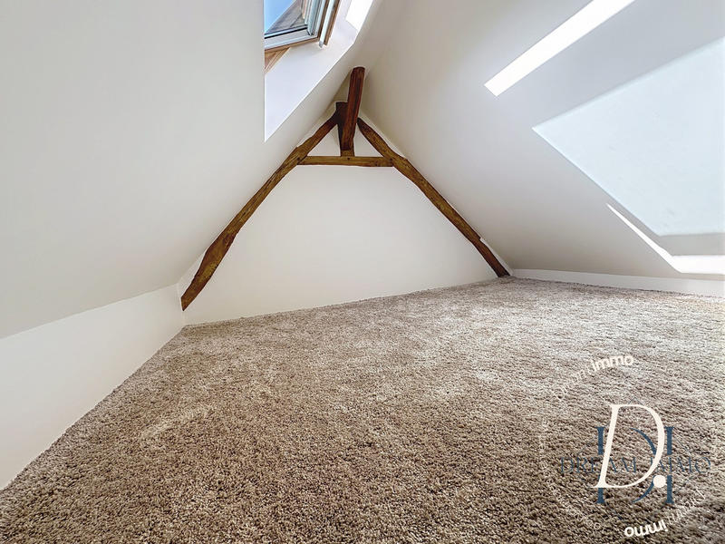 Maison - 102 m² - 5 pièces