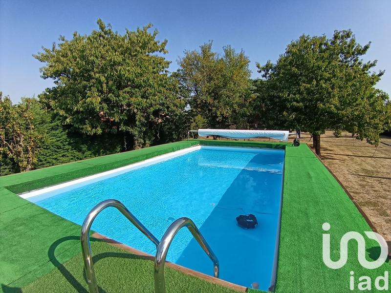 Maison - 140 m² - 5 pièces