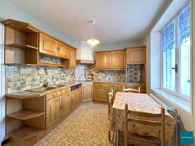 Maison ancienne - 99 m² - 5 pièces