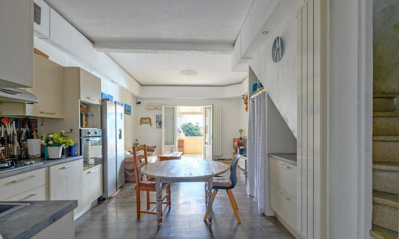 Maison - 90 m² - 3 pièces