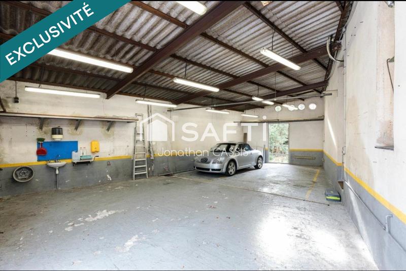 Local commercial - 104 m² - 2 pièces