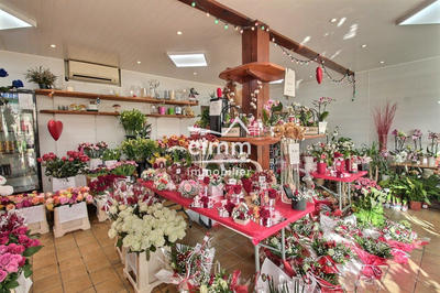 Fonds de commerce - Magasins - 98 m²