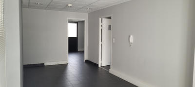 Bureau - 402 m² - 12 pièces