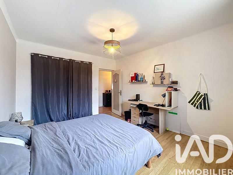 Maison - 265 m² - 8 pièces