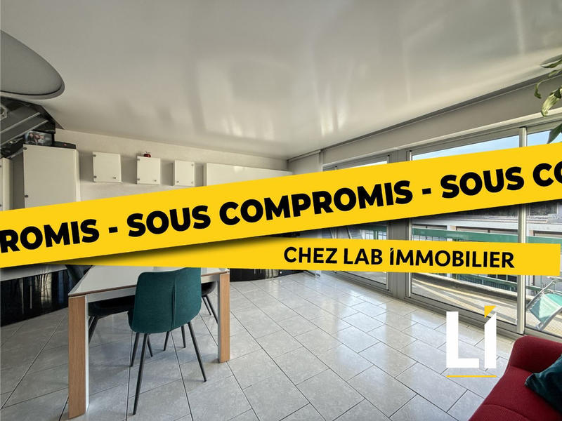 Appartement - 98 m² - 4 pièces